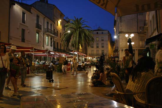 Nîmes